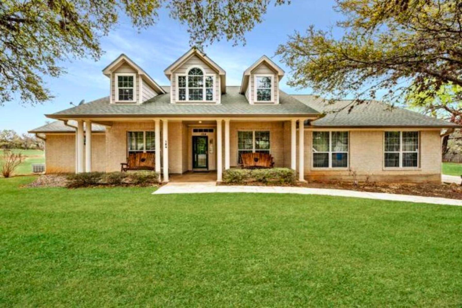 Spacious 5 Bdrm Home Mins To Wineries With Private Pool And Hot Tub! Johnson City Exterior foto